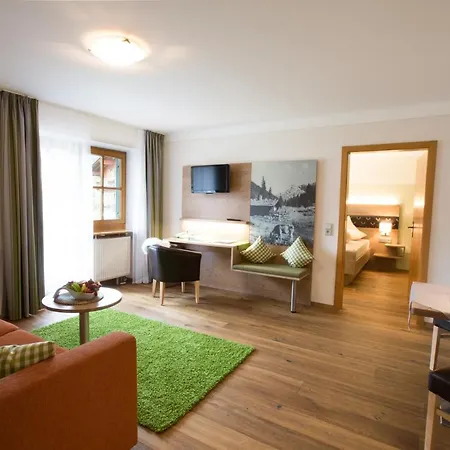 Helmerhof Hotel