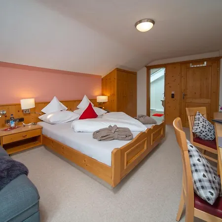 Der Helmerhof Allgaeu Hideaway Отель